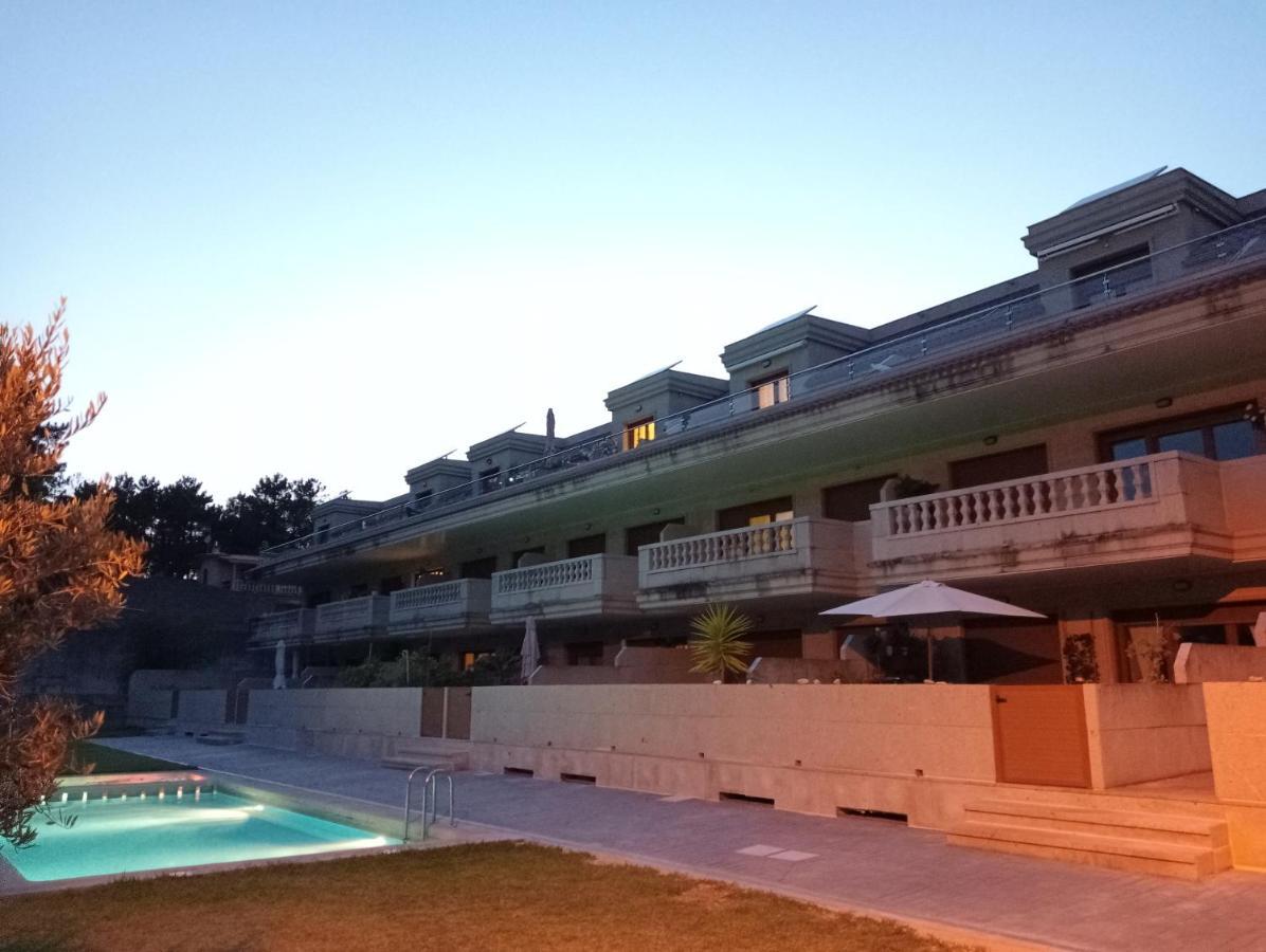 Atico A 3 Km De Sanxenxo Con Piscina Y Garaje Apartment Exterior photo
