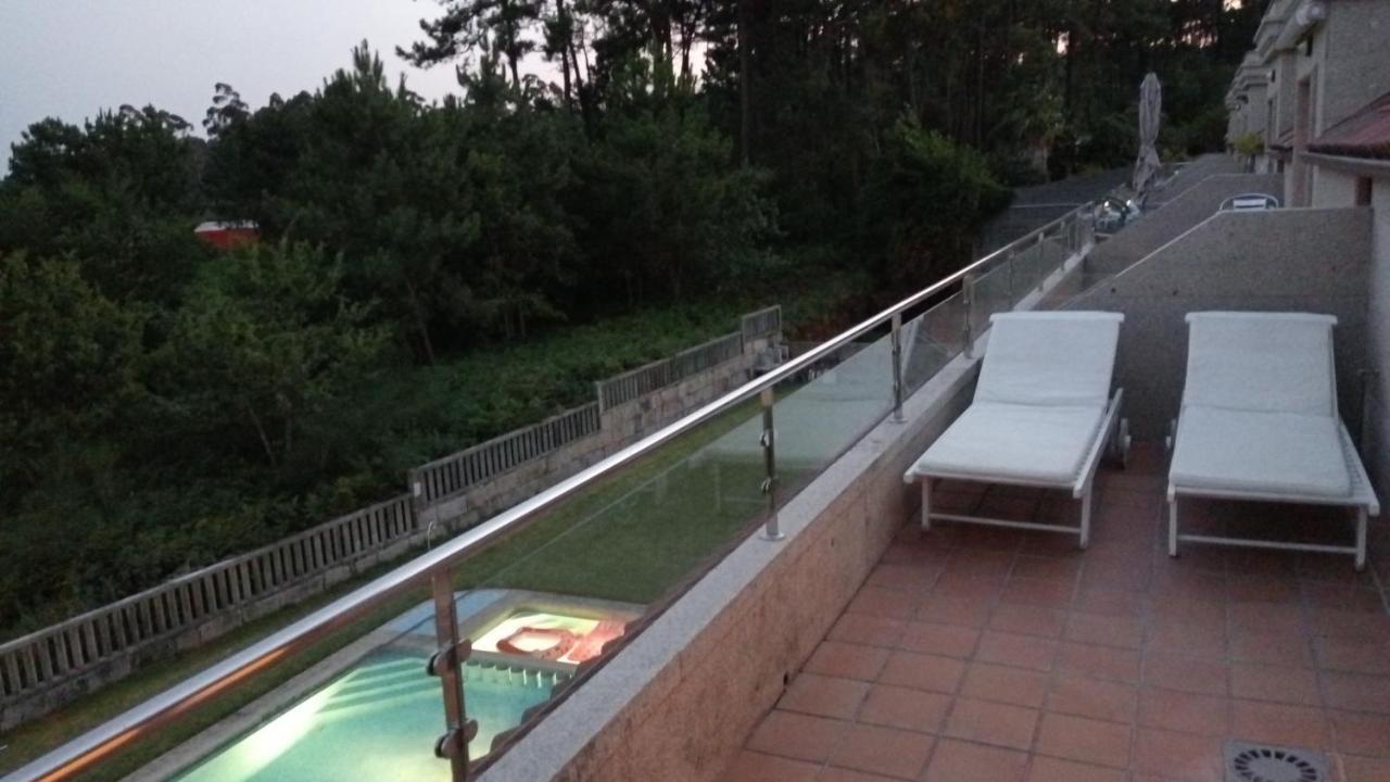 Atico A 3 Km De Sanxenxo Con Piscina Y Garaje Apartment Exterior photo
